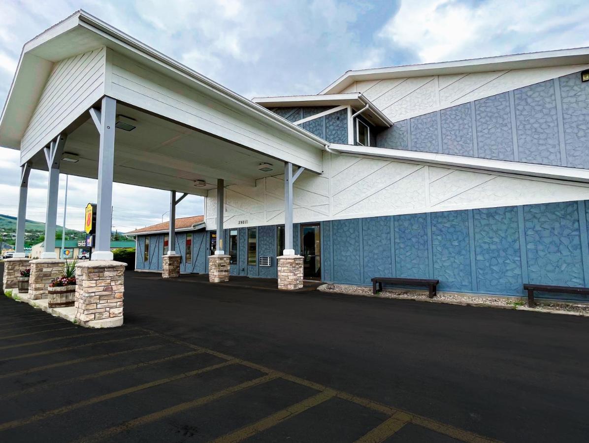 Hotel Super 8 By Wyndham Missoula/Brooks Street Exterior foto