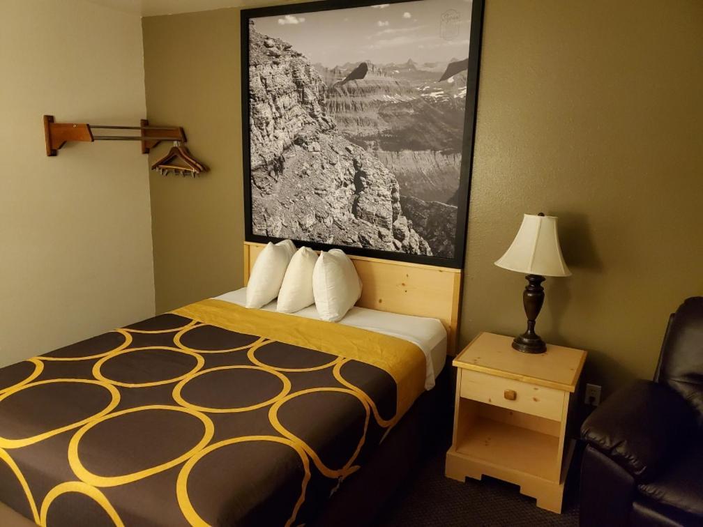 Hotel Super 8 By Wyndham Missoula/Brooks Street Exterior foto